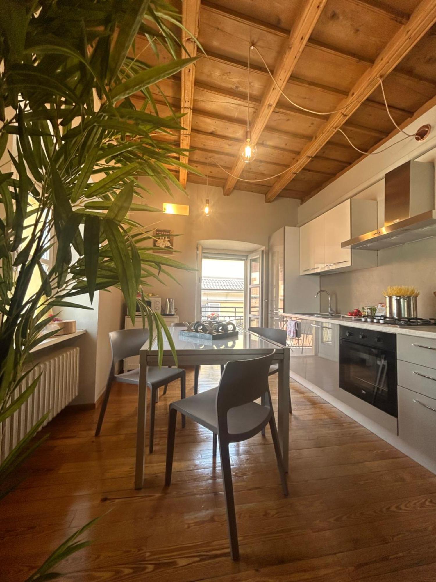 La Coccola Di Cuneo Apartment Bagian luar foto